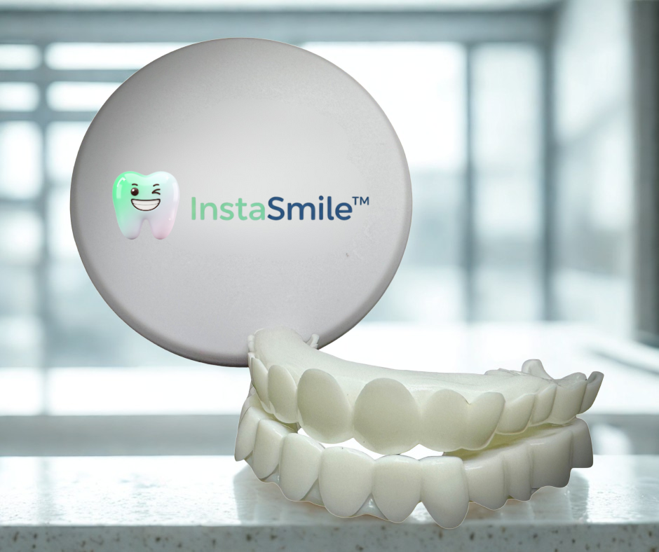 InstaSmile™ Carillas Dentales a Presión Moldeables